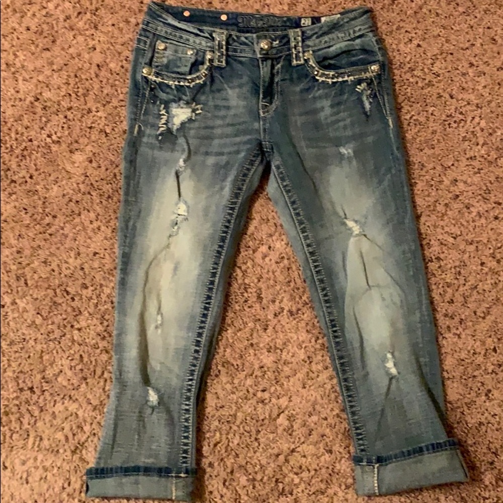 Miss Me Cuffed Capris